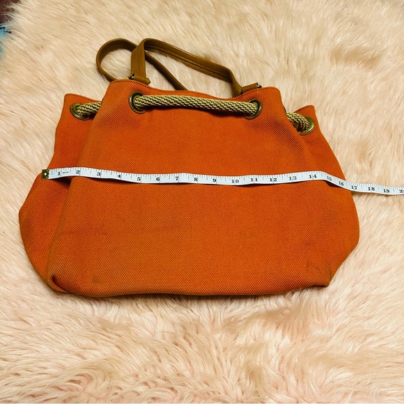 Michael Kors handbag with tassel detail. - Picture 14 of 16